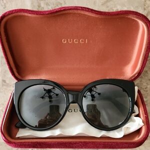 Gucci Black Sunglasses